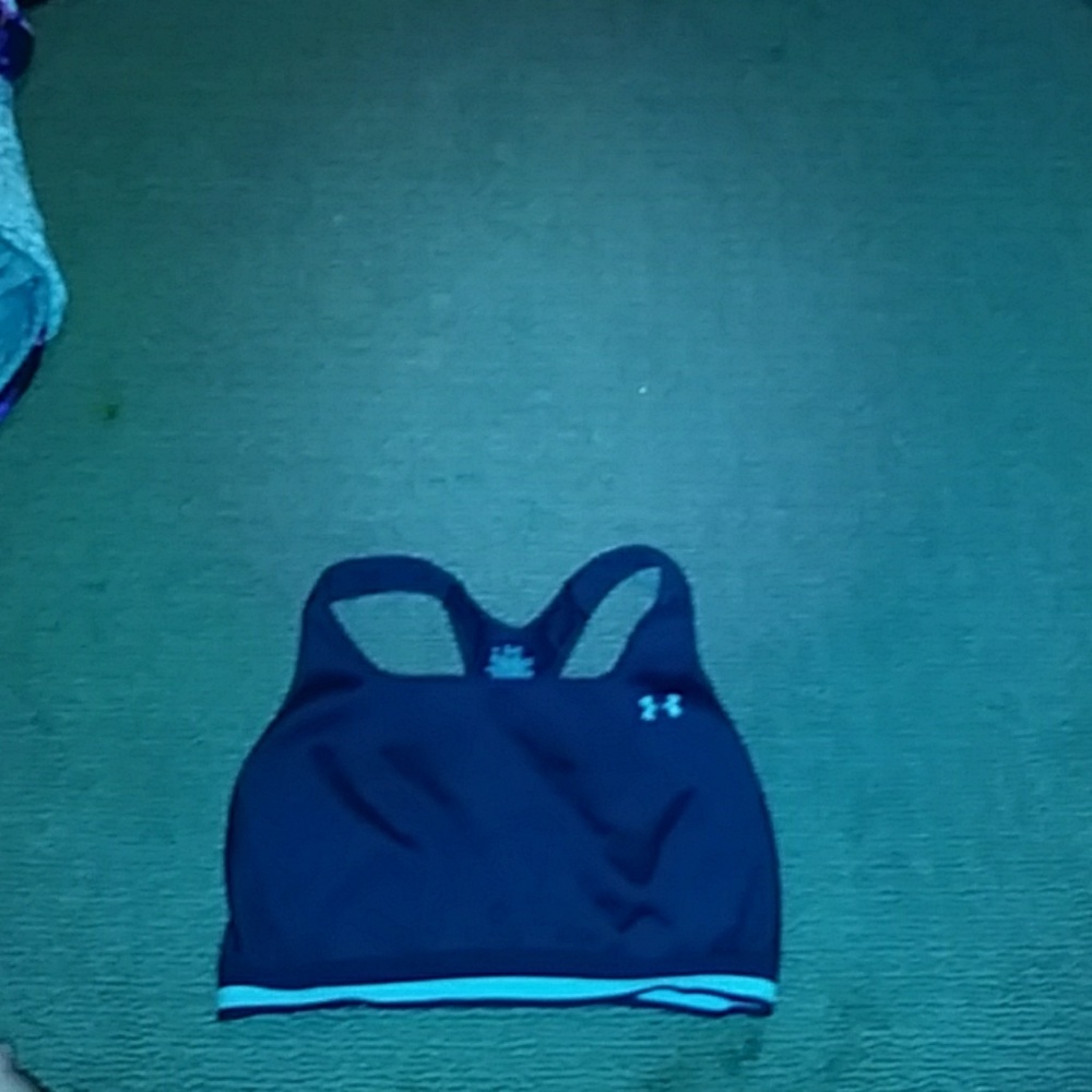 Underarmour sports bra